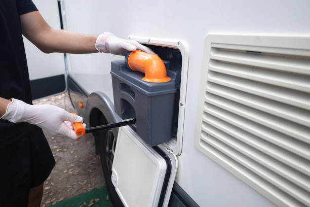 Best Portable restroom trailer rental  in Gallup, NM